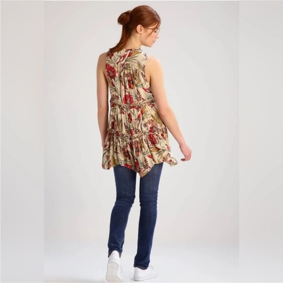 NWOT Free People Haze XS Tiered Tunic Tank Top Blouse Floral New $88 retail - Picture 2 of 7